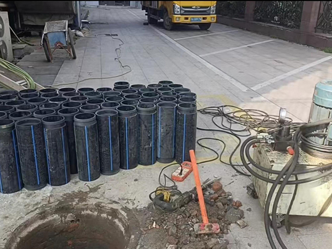 广西PE置换管厂家 DN315置换管 非开挖管短管置换